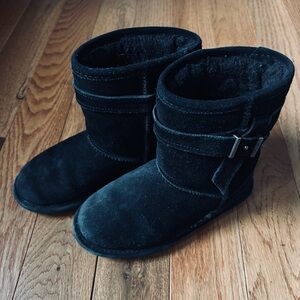 Bearpaw Black Suede Boots